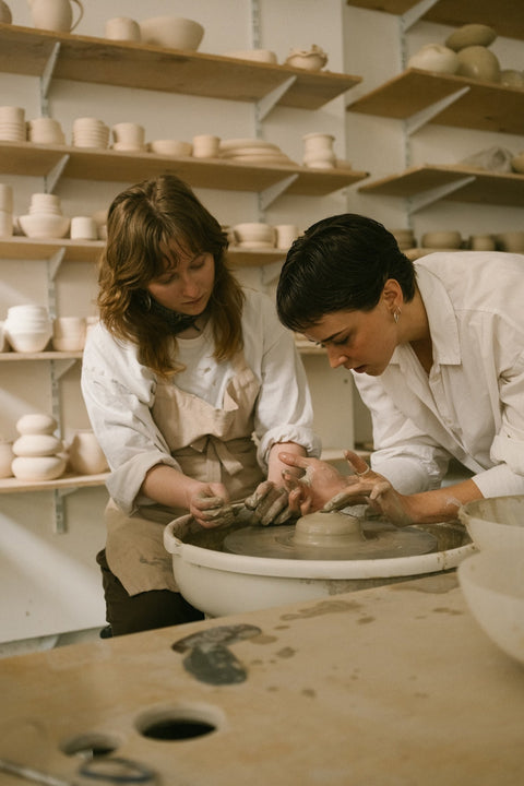 Töpferkurs in Wien buchen: Kreative Workshops & Kurse 2026 - studio ok keramik
